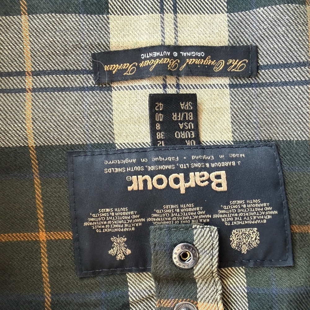 Barbour Beadnell Green Waxed Cotton Jacket with removable hood- UK 12 US 8 - Picture 2 of 8